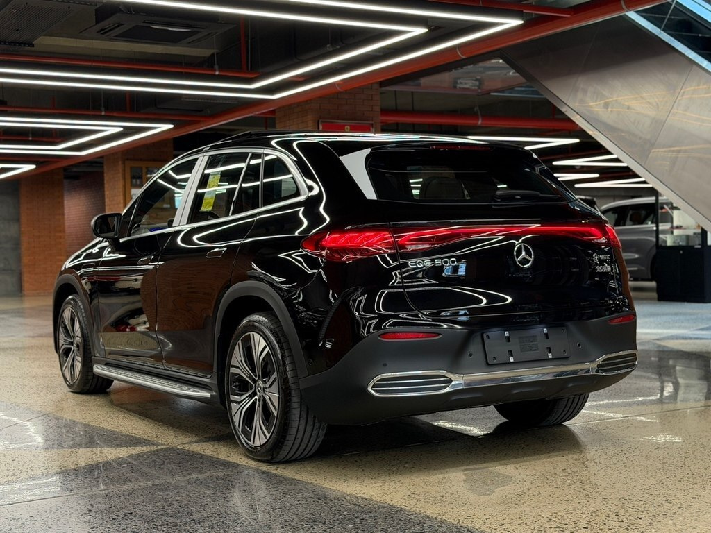 2024 Mercedes EQE 500 4MATIC SUV, 0.0L, 0km - Image 8