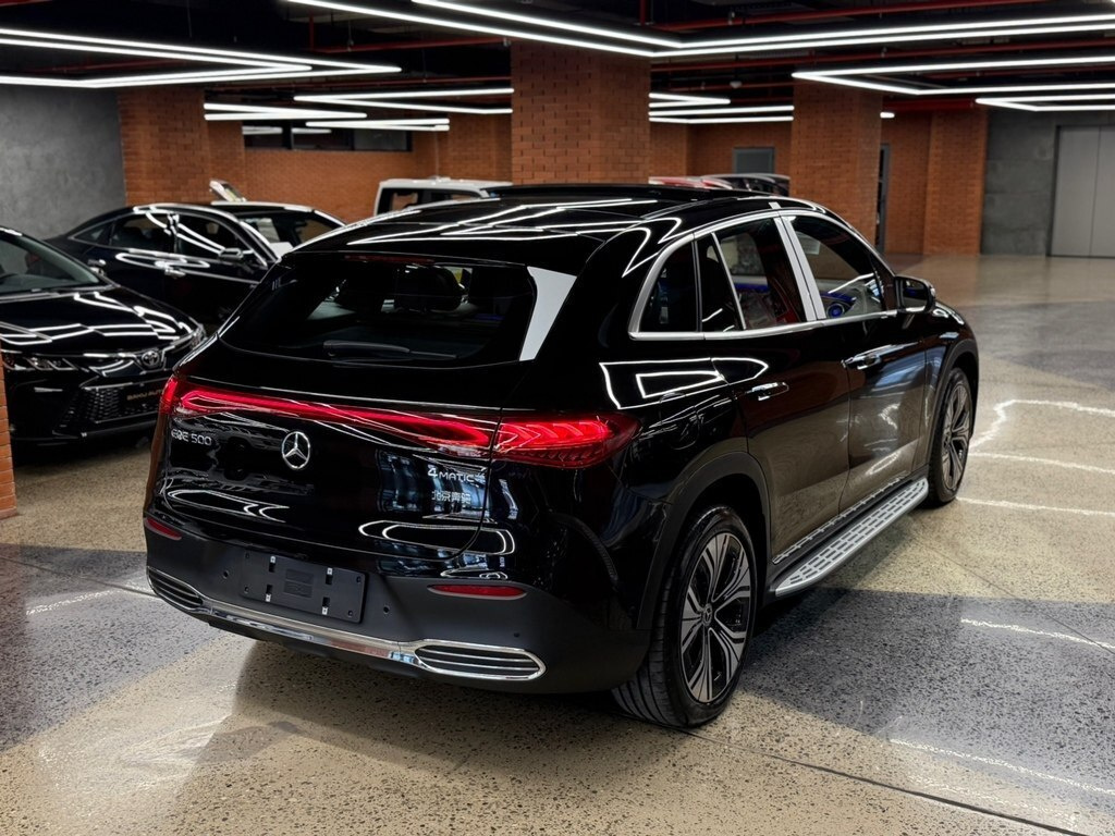 2024 Mercedes EQE 500 4MATIC SUV, 0.0L, 0km - Image 10