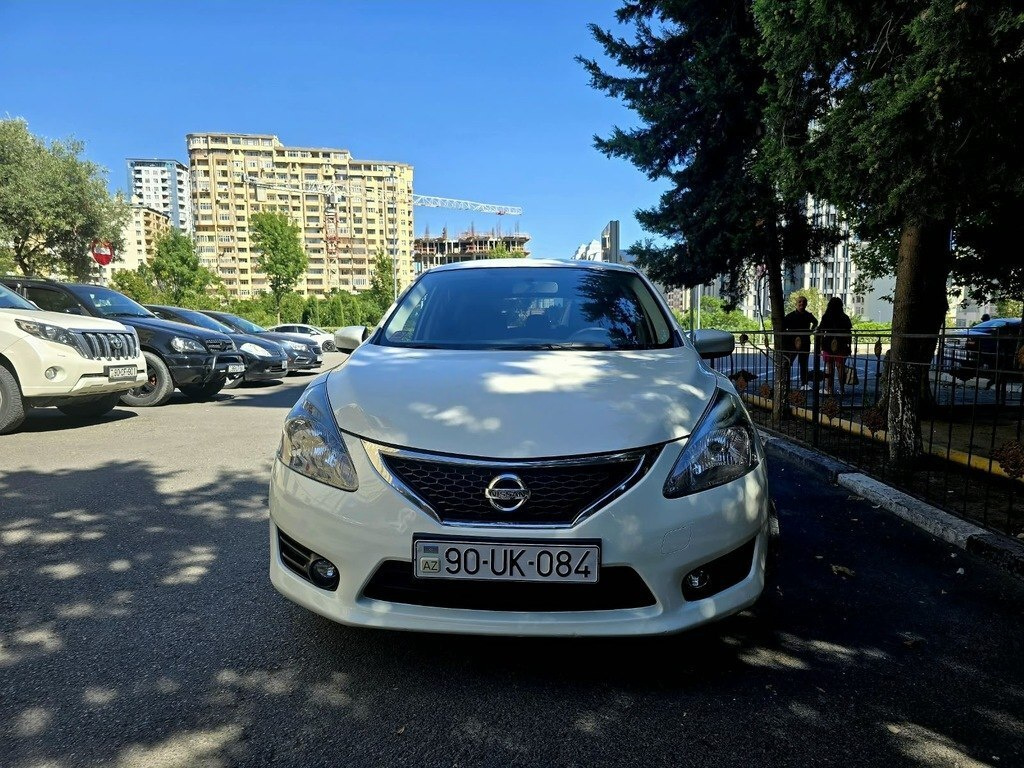 2013 Nissan Tiida, 1.8L, 126000km - Image 1