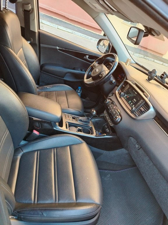2015 Kia Sorento, 2.0L, 244900km - Image 8