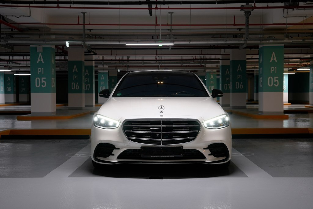 2022 Mercedes S 580 e 4MATIC, 3.0L, 39200km - Image 1