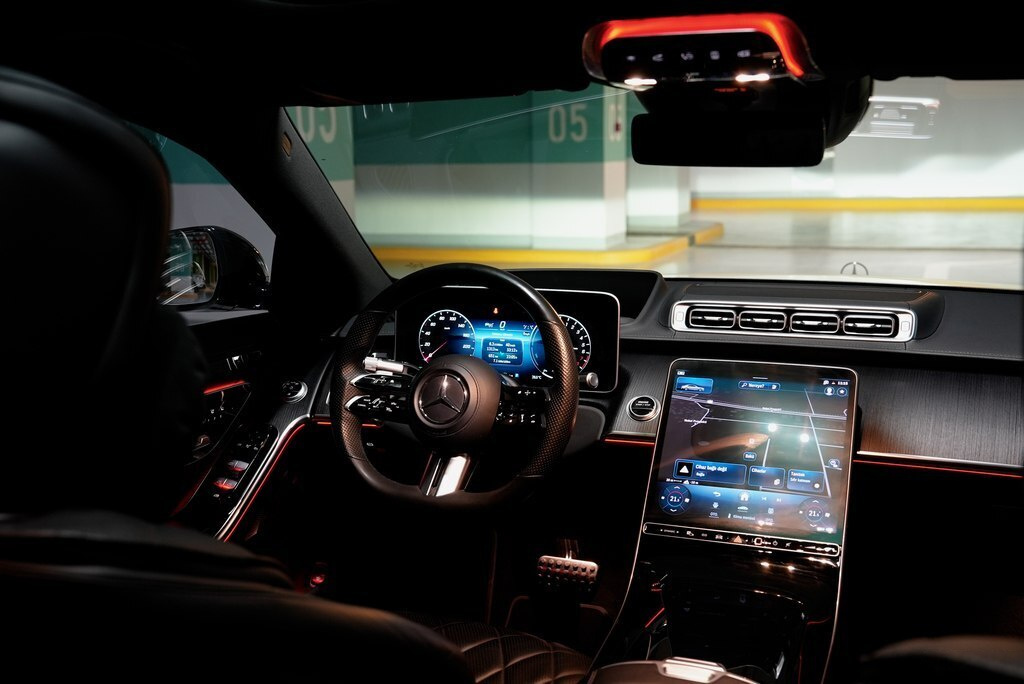 2022 Mercedes S 580 e 4MATIC, 3.0L, 39200km - Image 12