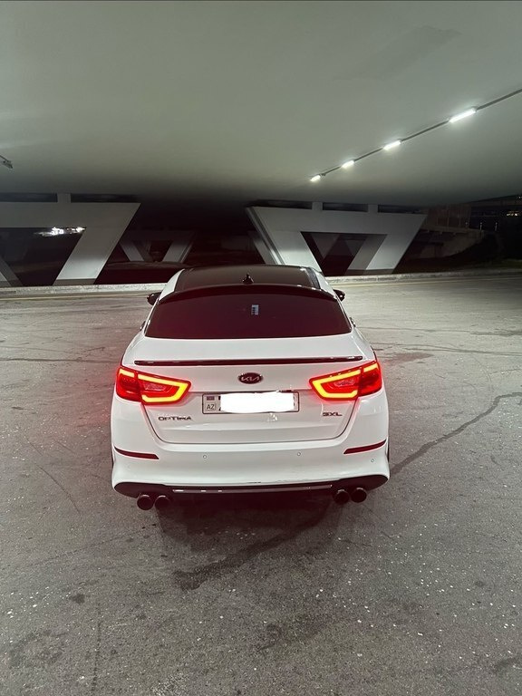 2014 Kia Optima, 2.0L, 190000km - Image 3