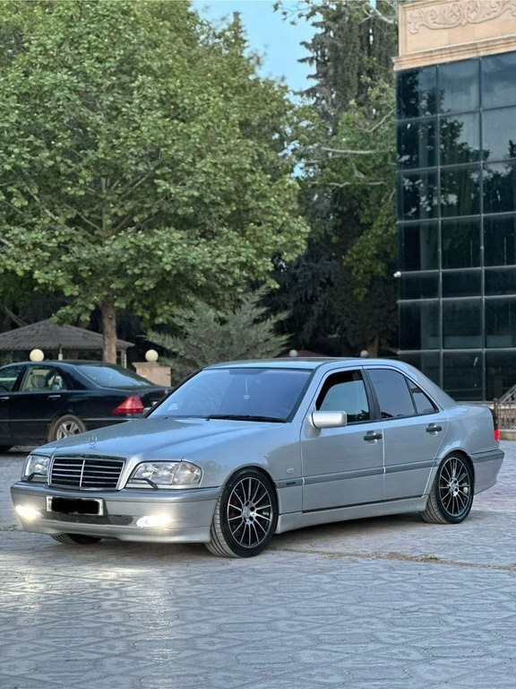 1997 Mercedes C 180, 1.8L, 275000km - Image 5