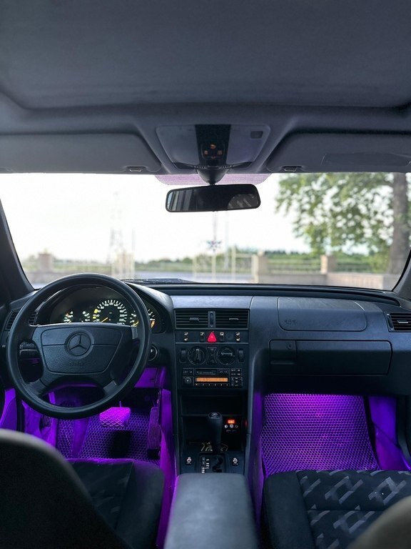 1997 Mercedes C 180, 1.8L, 275000km - Image 10